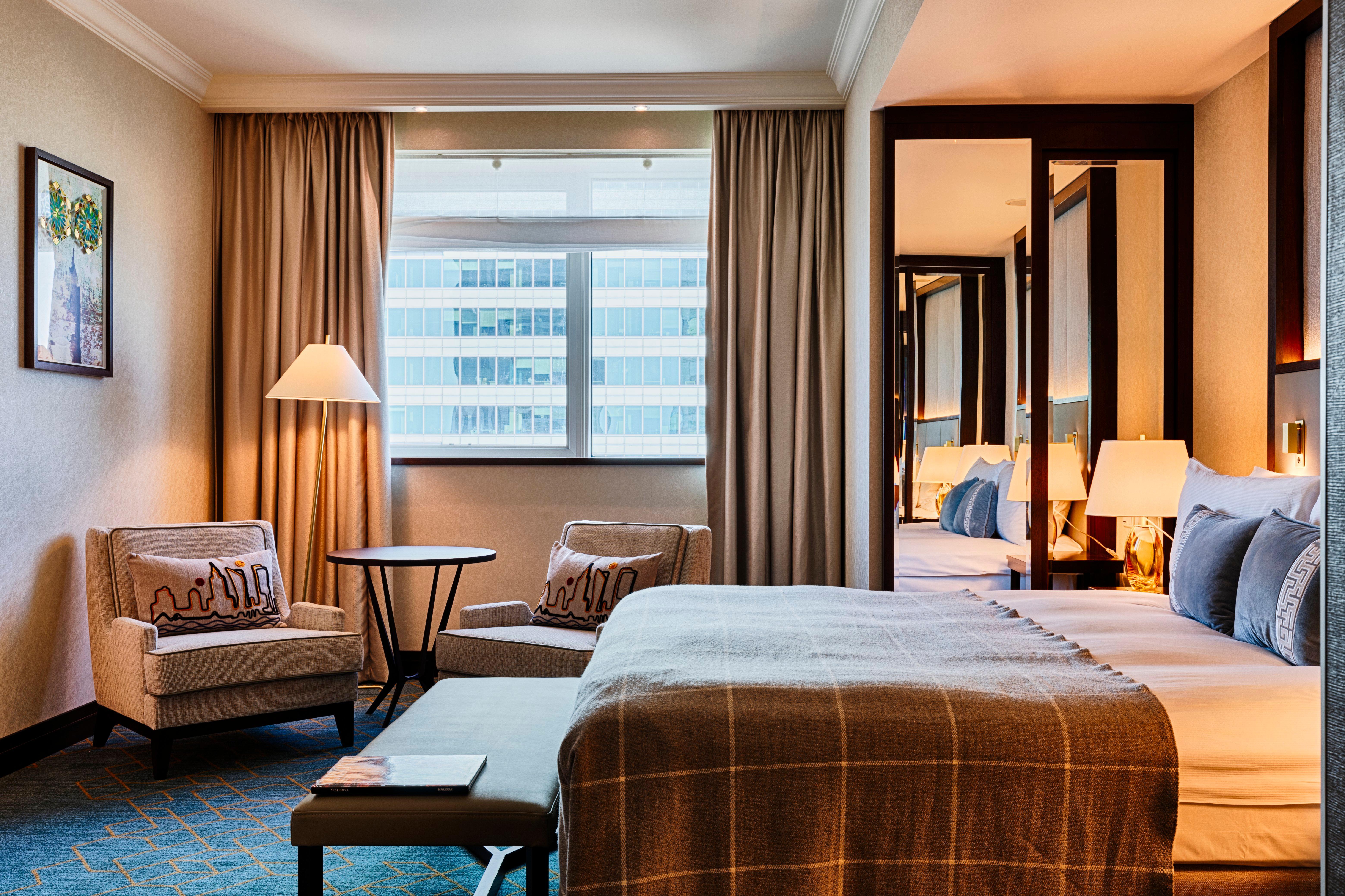 Hotel Intercontinental Warszawa By Ihg Esterno foto A room at the Mandarin Oriental Hong Kong