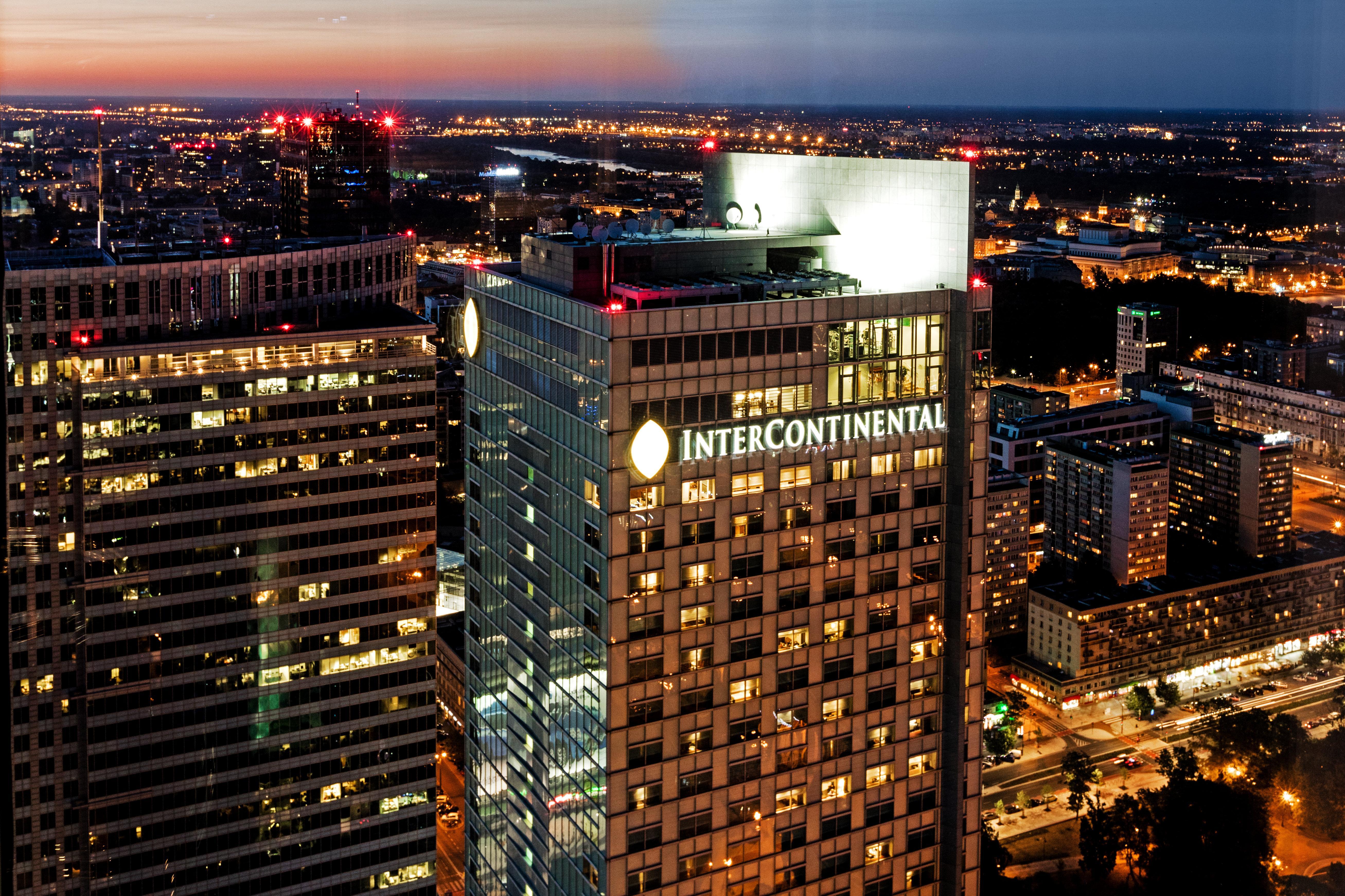 Hotel Intercontinental Warszawa By Ihg Esterno foto InterContinental Houston
